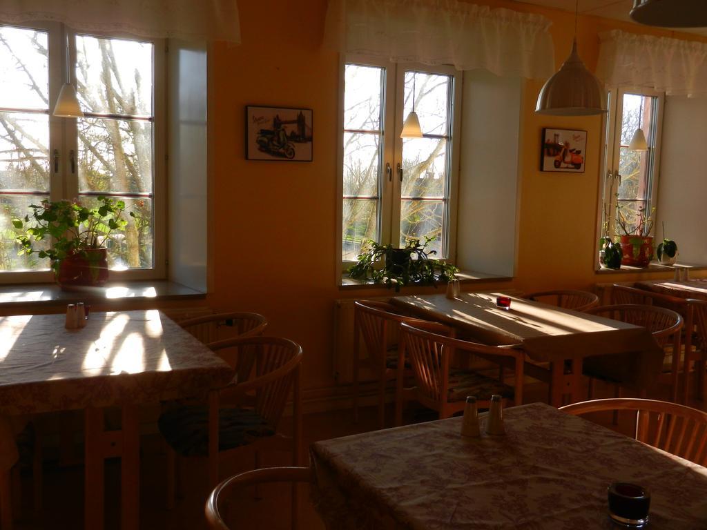 Gothem Logi Pension Buitenkant foto